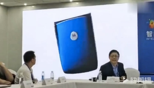 Lenovo выдала фанатский ролик со смартфоном Motorola RAZR за свой собственный